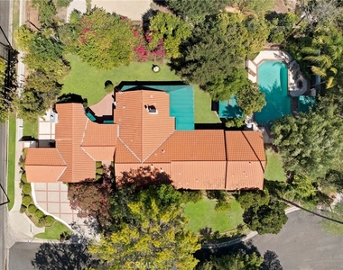 5220 Collier Place - Photo Thumbnail 32