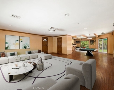 5220 Collier Place - Photo Thumbnail 4
