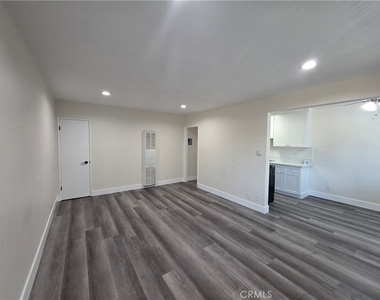 20760 Hartland - Photo Thumbnail 5