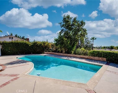 7126 Atheling Way - Photo Thumbnail 22