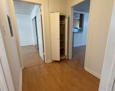 331 Cameron Place - Photo Thumbnail 9