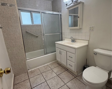 331 Cameron Place - Photo Thumbnail 10
