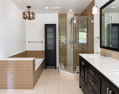 16633 Oak View Drive - Photo Thumbnail 9