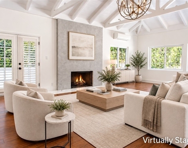 16633 Oak View Drive - Photo Thumbnail 4