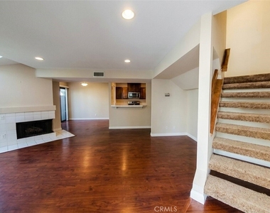 1143 Tivoli Lane - Photo Thumbnail 4