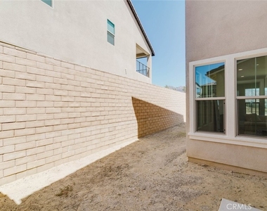 11716 Canoga Avenue - Photo Thumbnail 55
