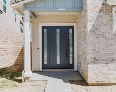 11716 Canoga Avenue - Photo Thumbnail 62