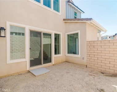 11716 Canoga Avenue - Photo Thumbnail 56