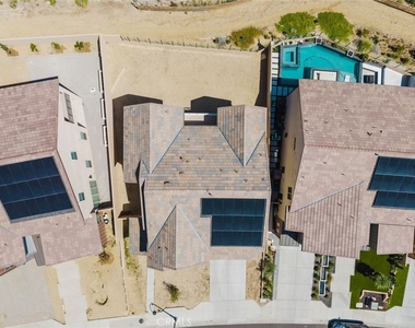 11716 Canoga Avenue - Photo Thumbnail 4