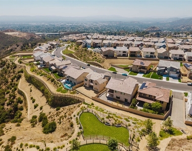 11716 Canoga Avenue - Photo Thumbnail 7