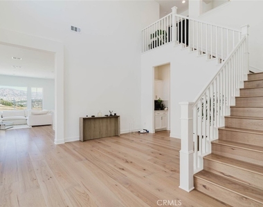11716 Canoga Avenue - Photo Thumbnail 8