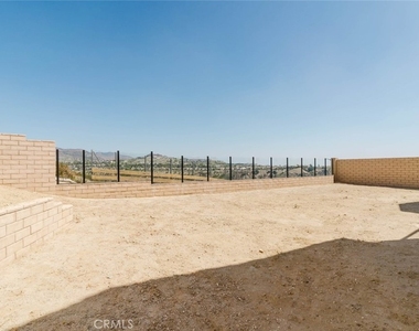 11716 Canoga Avenue - Photo Thumbnail 57