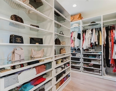 11716 Canoga Avenue - Photo Thumbnail 51