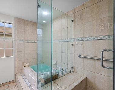 2449 23rd Street - Photo Thumbnail 15