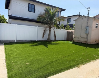 2449 23rd Street - Photo Thumbnail 26