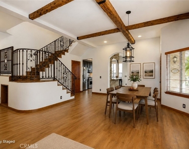 650 Ivywood Lane - Photo Thumbnail 9