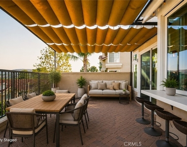 650 Ivywood Lane - Photo Thumbnail 2