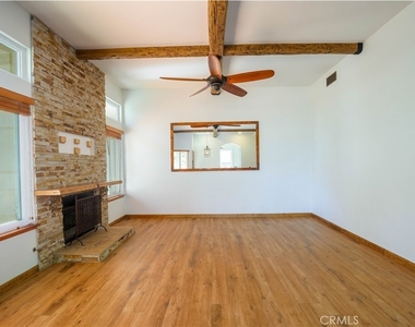 650 Ivywood Lane - Photo Thumbnail 1