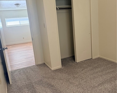885 E 7th Avenue - Photo Thumbnail 7