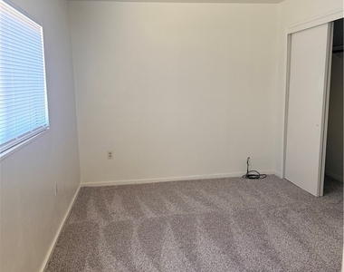 885 E 7th Avenue - Photo Thumbnail 13