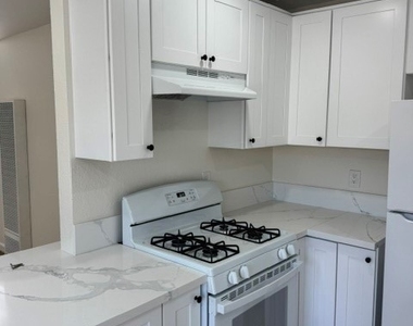 1721 Ocean Street - Photo Thumbnail 7
