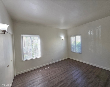 519 S Columbus Avenue - Photo Thumbnail 15
