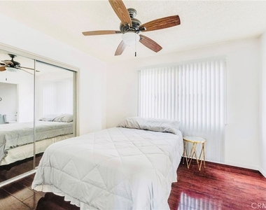 2437 Exposition Place - Photo Thumbnail 9