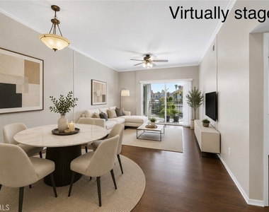 11124 Burbank Street - Photo Thumbnail 10