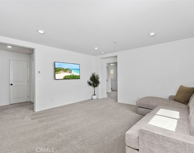 28876 Camaro Drive - Photo Thumbnail 19