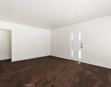 10325 Flora Vista Street - Photo Thumbnail 3