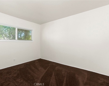 10325 Flora Vista Street - Photo Thumbnail 9