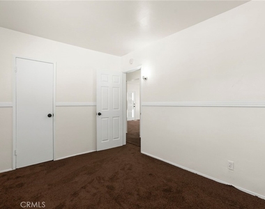 10325 Flora Vista Street - Photo Thumbnail 11