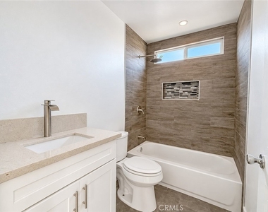 645 W 97th - Photo Thumbnail 7