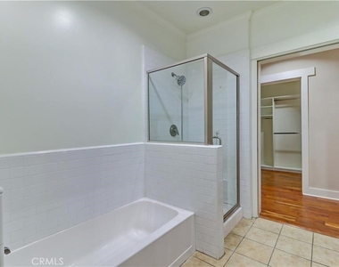 130 N Vermont - Photo Thumbnail 15