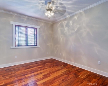 130 N Vermont - Photo Thumbnail 10