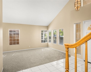 733 S Morningstar Drive - Photo Thumbnail 8