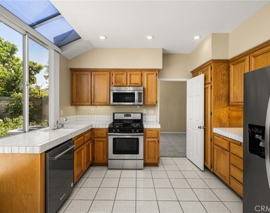733 S Morningstar Drive - Photo Thumbnail 21