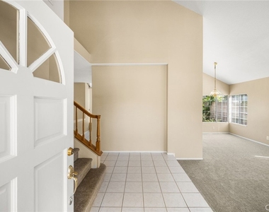733 S Morningstar Drive - Photo Thumbnail 5