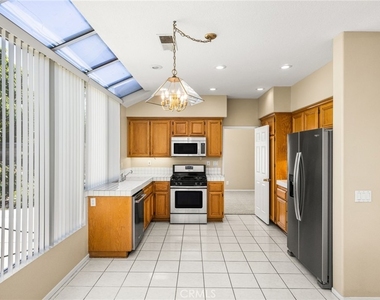 733 S Morningstar Drive - Photo Thumbnail 20