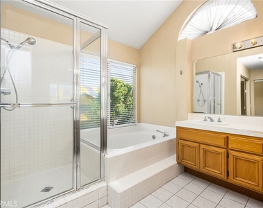 733 S Morningstar Drive - Photo Thumbnail 32