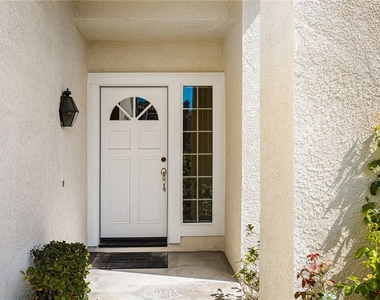 733 S Morningstar Drive - Photo Thumbnail 4