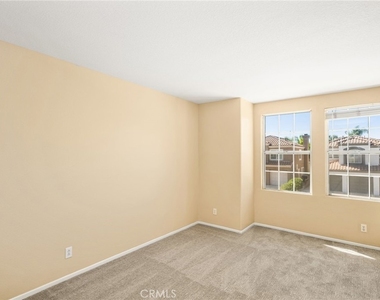 733 S Morningstar Drive - Photo Thumbnail 37