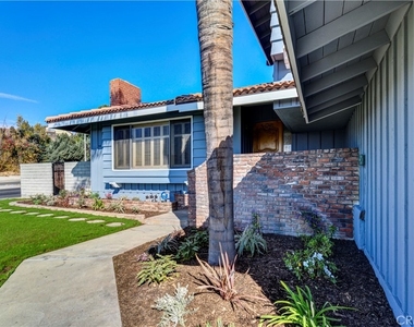 714 W Avenida De La Merced - Photo Thumbnail 2
