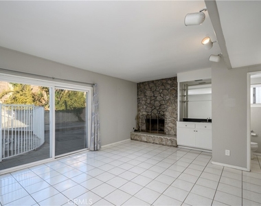 714 W Avenida De La Merced - Photo Thumbnail 12
