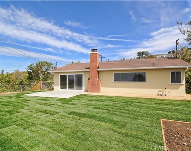 28845 Briarhurst Drive - Photo Thumbnail 4