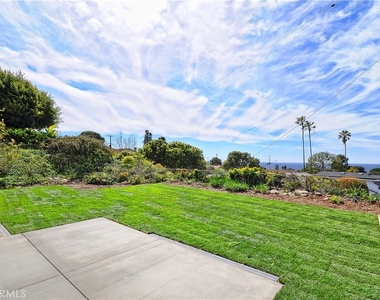 28845 Briarhurst Drive - Photo Thumbnail 2