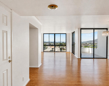 345 Pioneer Drive - Photo Thumbnail 1