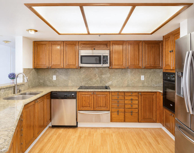 345 Pioneer Drive - Photo Thumbnail 3