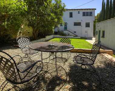 1233 N Isabel Street - Photo Thumbnail 18