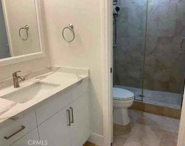 6437 E Calle Del Norte - Photo Thumbnail 3